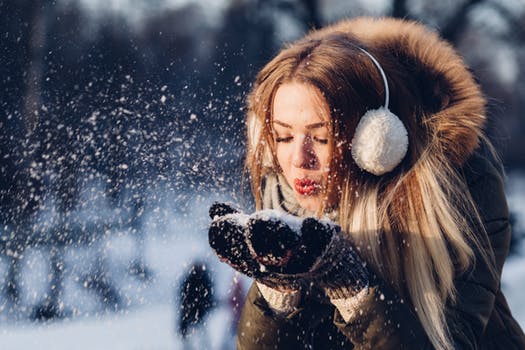 Fighting The Cold: Winter Hair Care 101